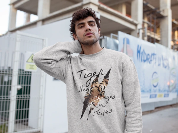 Tiger-Changes-Strips-Front